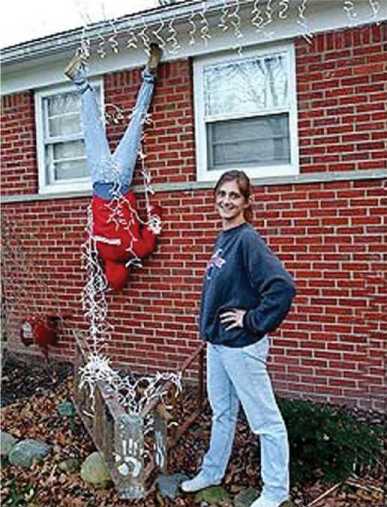 The danger of hanging Christmaslights on the house
