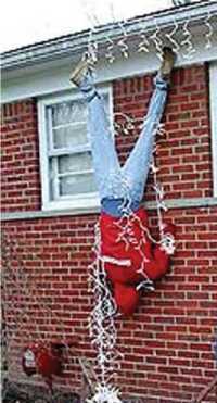 Do it yourself Humor - The danger of hanging Christmas lights on your ...