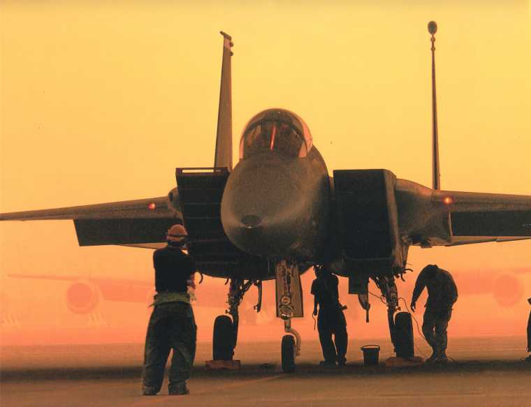 Preparing F15 for takeoff